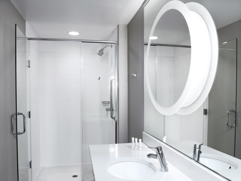800 x 600px Bathroom 2