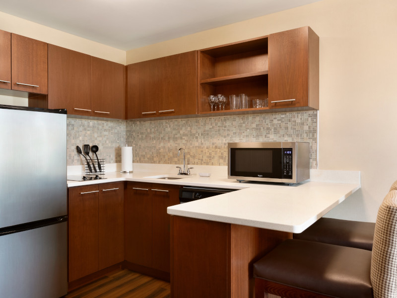 Four Points By Sheraton Fargo - King + Single Sofa Bed Suite - 1306445