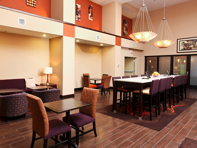 hamptoninn20